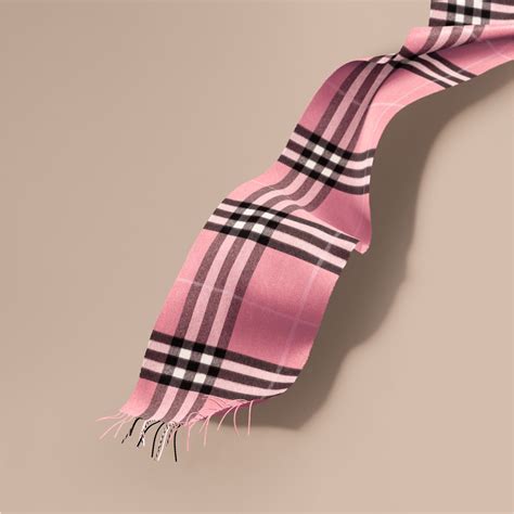 pink burberry cashmere scarf for spring|burberry alabaster pink check cashmere.